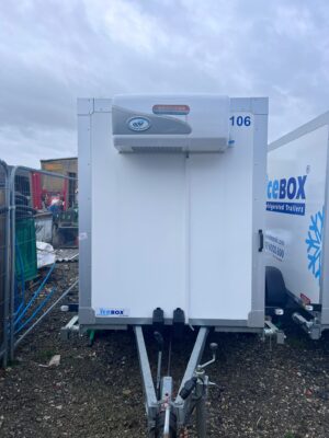 RT08-106 2.4m Chiller Trailer